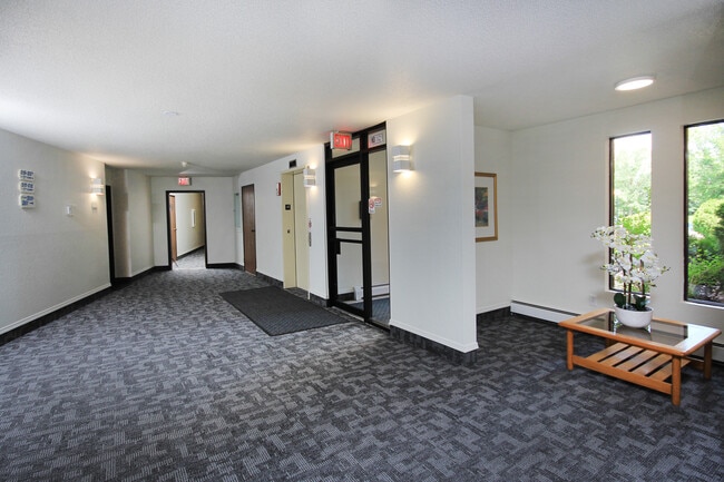 Common Area - Gatewood Park