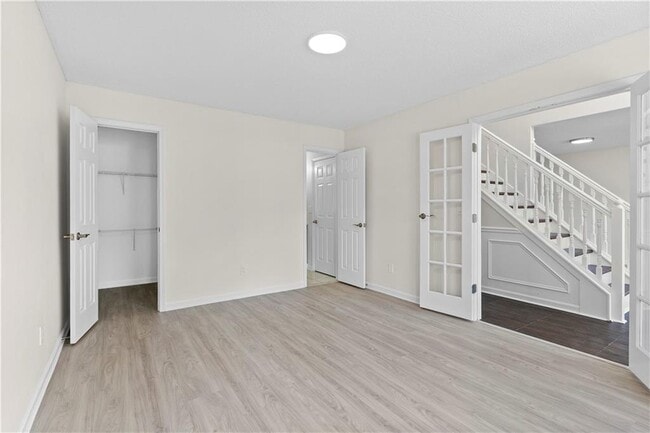 Photo - 1893 Tulip Petal Rd