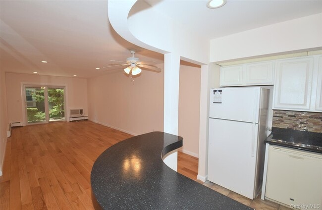 Photo - 206-14 Emily Rd Unit 42 L