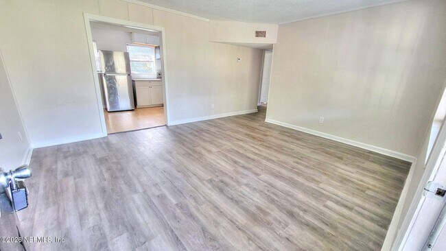 Photo - 9172 11th Ave