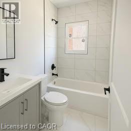 Photo - 27 Queenston St Unit 3