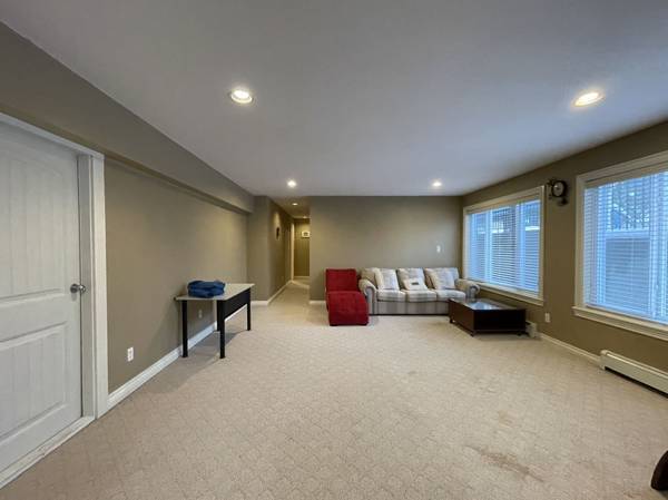 Photo - 17107-17184 84 Ave