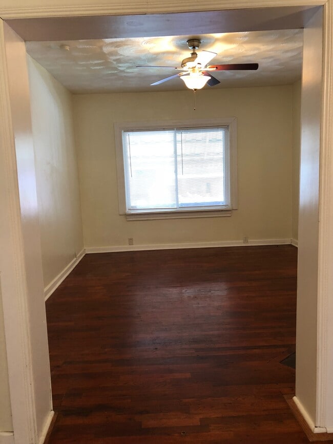 Living Room - 637 Collins Ave