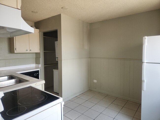 Photo - 1649 Florence St Unit B
