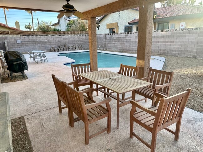 Photo - 4329 Murillo St