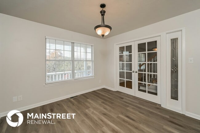 Photo - 1398 Springview Cir