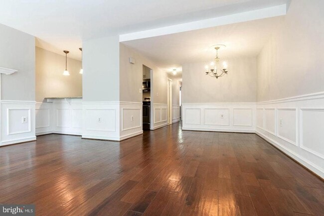 Photo - 16 Andrew Pl Unit R122