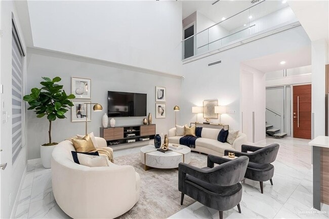 Photo - 29 Doctor's Dr