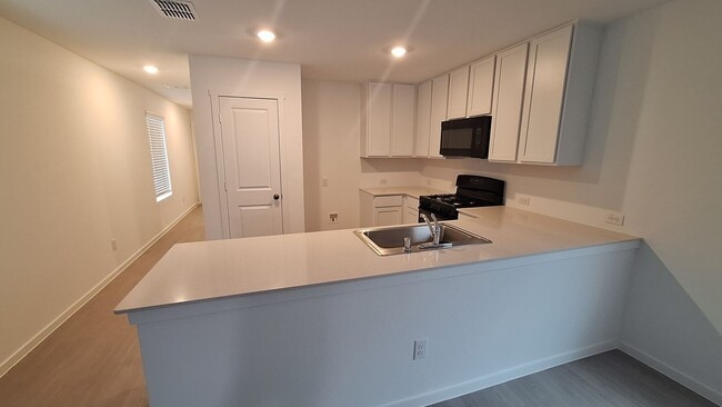 Photo - NEWLY BUILT 3 bedroom 2.5 Bath for rent