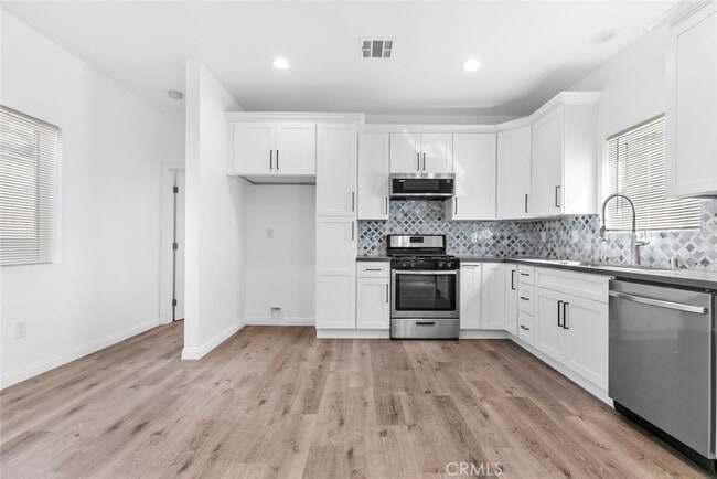 Building Photo - 10863 Nettleton St Unit 10863 Rental