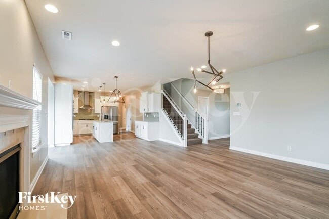 Photo - 1771 Foudray Cir N