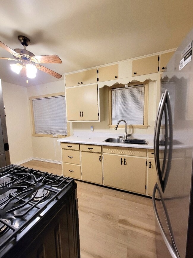 Photo - 1408 Torney Ave