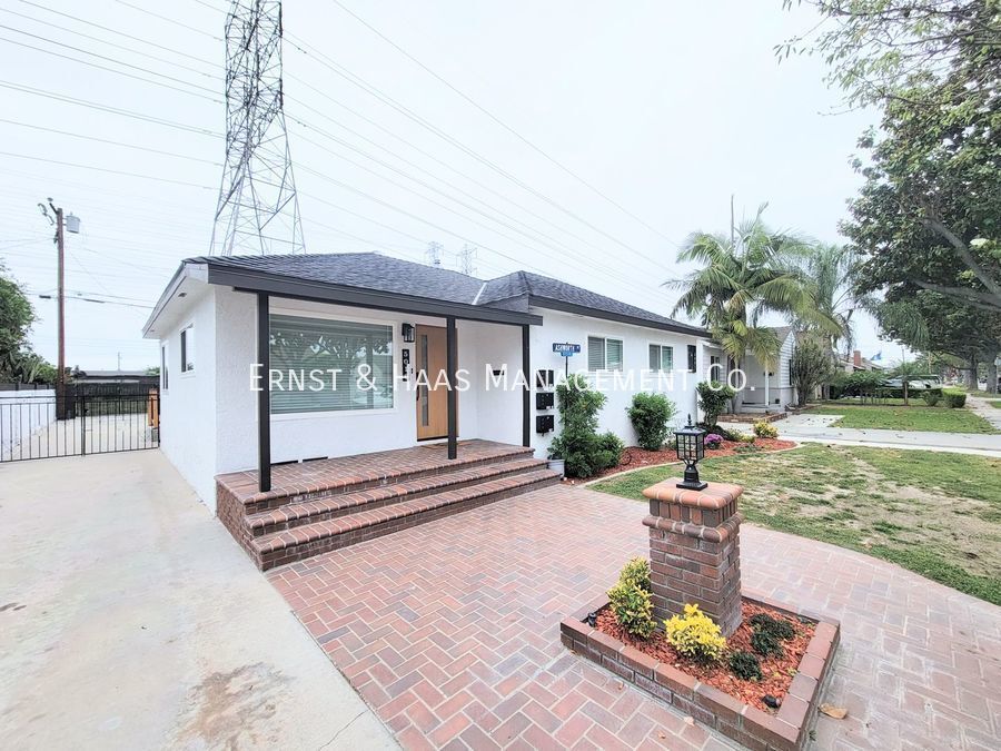 Photo - 5019 Ashworth St-