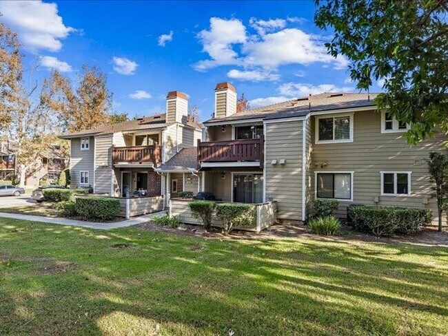 Photo - Kellogg Terrace top floor 2bedroom Unit #4