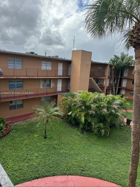 Photo - 1230 W 54th St Condominio Unidad 328A