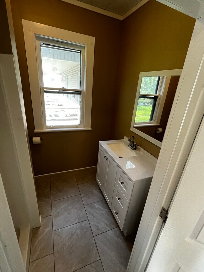 Photo - 318 N Irving Ave