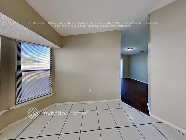 Photo - 716 Waterbridge Dr