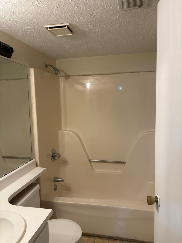 Photo - 304 S Keeneland Dr