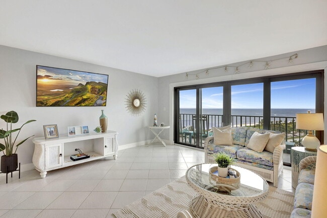 Building Photo - 801 S Ocean Dr Unit 1107