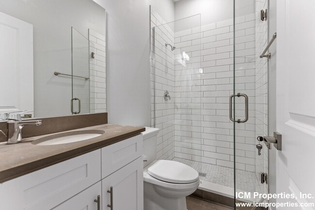 Photo - 350 W Dickens Ave Unit 354