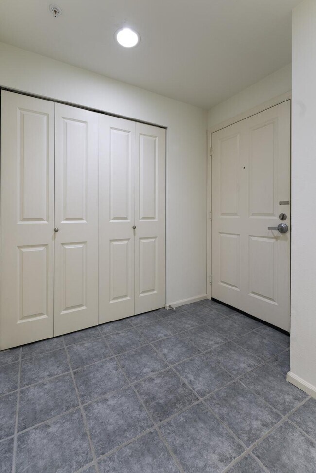 Photo - 2 bedroom in Seattle WA 98105