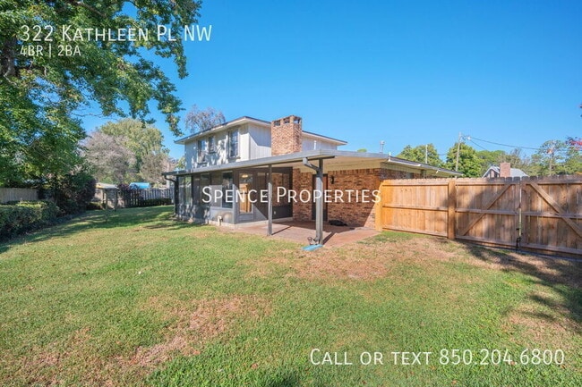 Photo - 322 Kathleen Pl NW