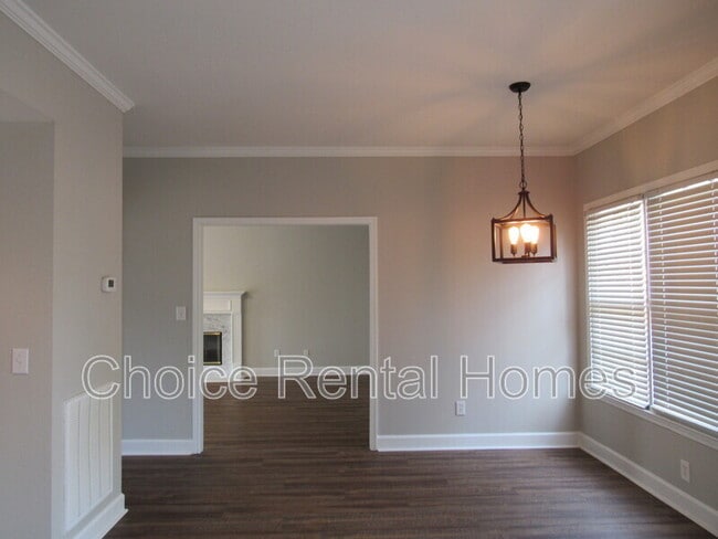 Photo - 1843 Russet Woods Ln