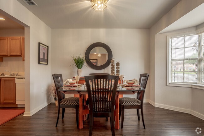 L2A - 3Bd 2.5Ba - Carlton Arms of Winter Haven