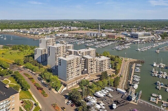 Building Photo - 61 Broad Reach Rental