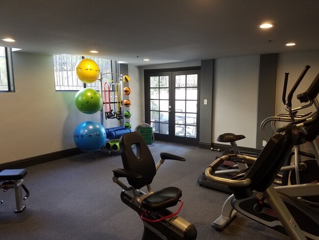 Photo - 11162 Camarillo St Unit 305