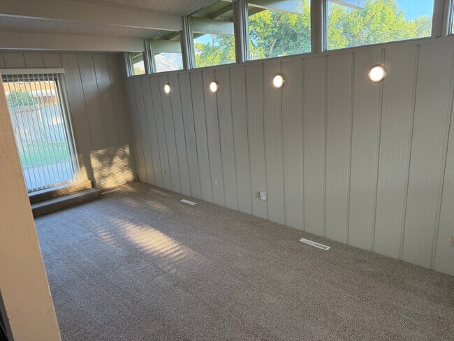 2124 N 1060 W St Unit 1