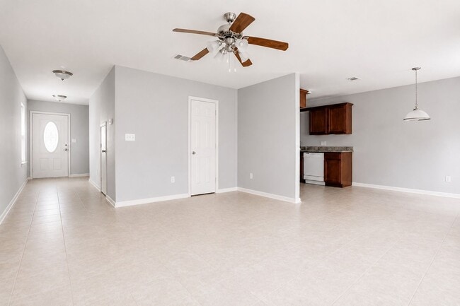 Photo - 1109-1111 Parkway Trail Unit 1109