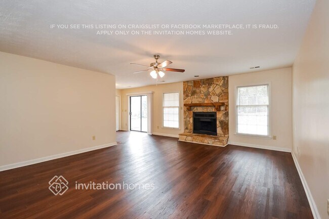 Photo - 403 Cindy Dr SE