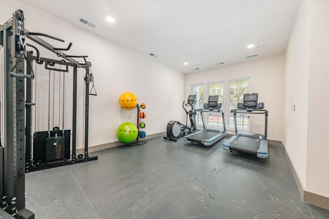 Photo - Elevation 1659