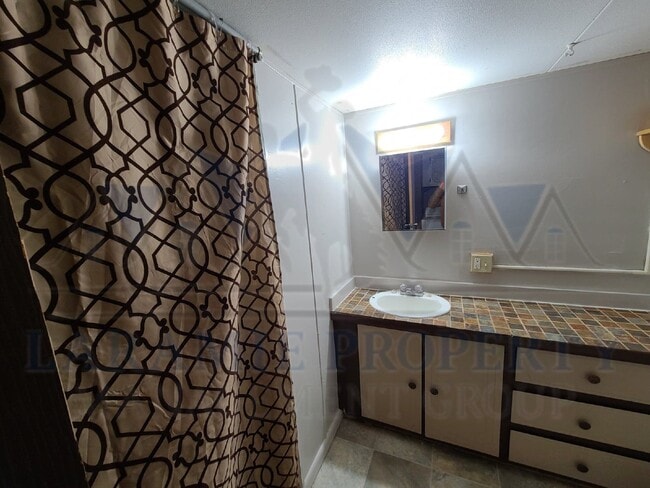 Photo - 3 Bedroom South of Laramie