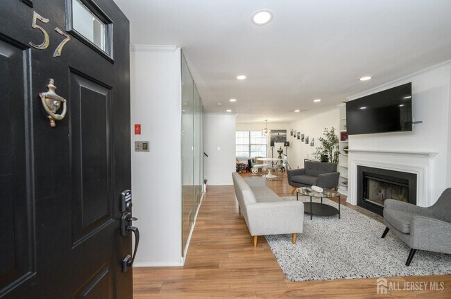 Photo - 57 Boston St