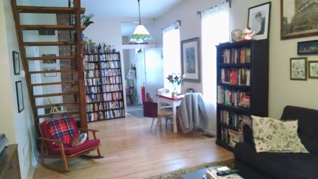 Photo - 1639 N Claremont Ave Unit Coach House