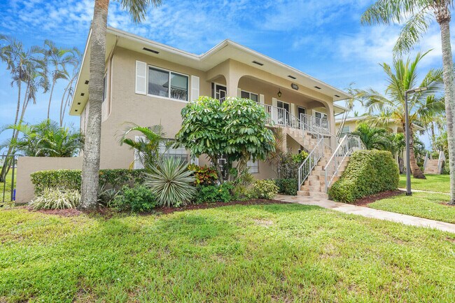Building Photo - 5910 Via Delray Blvd Unit B Rental