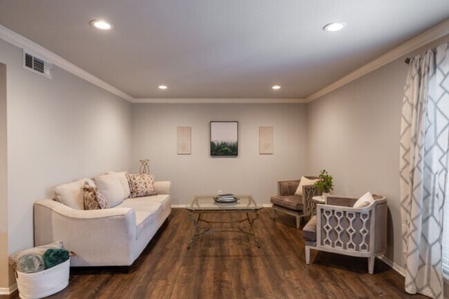 Photo - SPACIOUS CONDO | GATED | NEAR MEDICAL CENTER 410 & IH10 | 3 BEDROOMS | 2 BATHROOMS Unidad 236