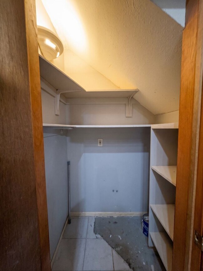 Photo - 416 Fuller Placer Rd Unit Downstairs