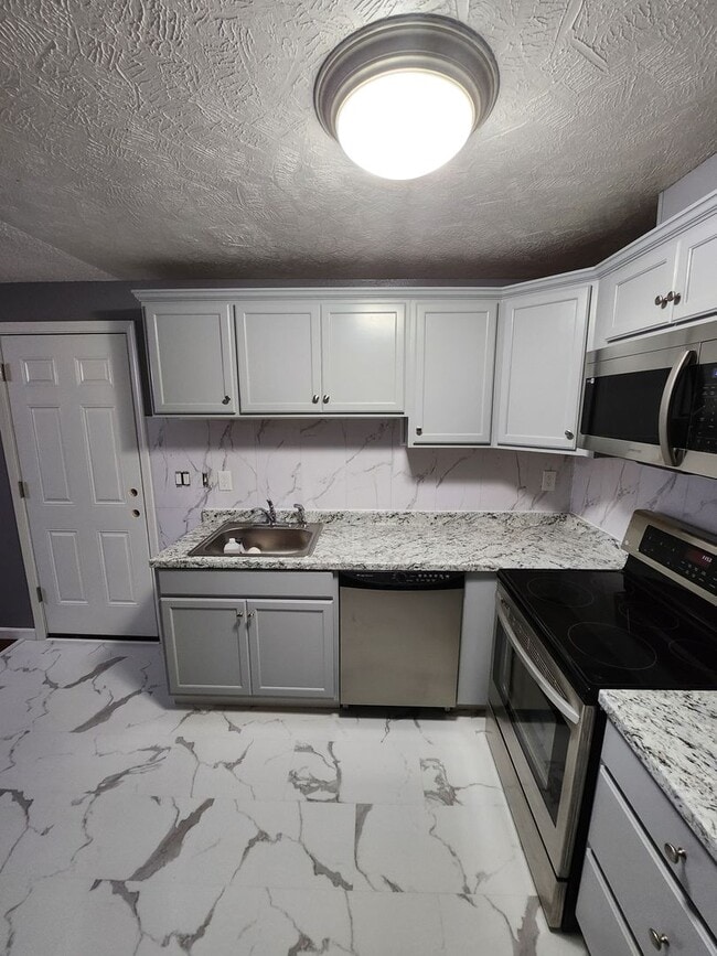 Photo - 3 Bedroom Home Excellent Location Near Sch...