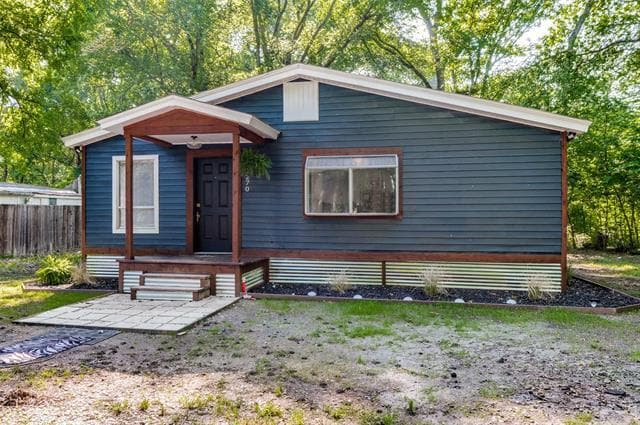 Photo - 2270 Eastwood Rd