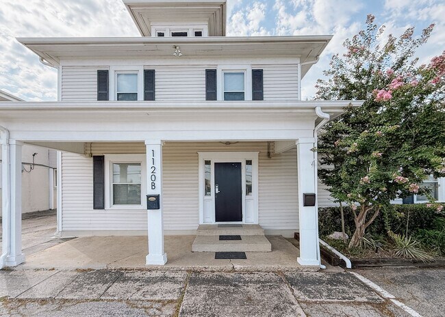 Photo - 1120NW Unidad 1120NW  3