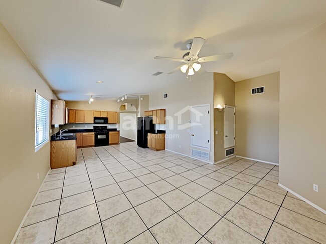 Photo - 5691 S Abbottsford Dr