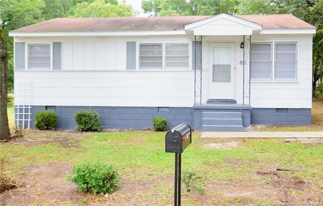 Building Photo - 821 Minurva Ct