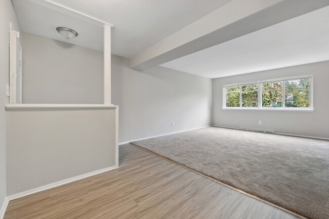 Photo - Hilltop Gardens