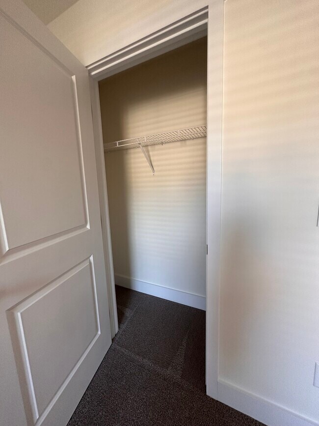 Photo - 3037 Bogart Ln