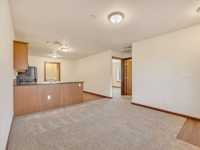 Photo - 1583 SE Honeysuckle Loop Unit C