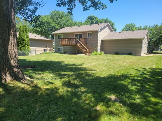 Photo - 1605 S Sunny View Dr