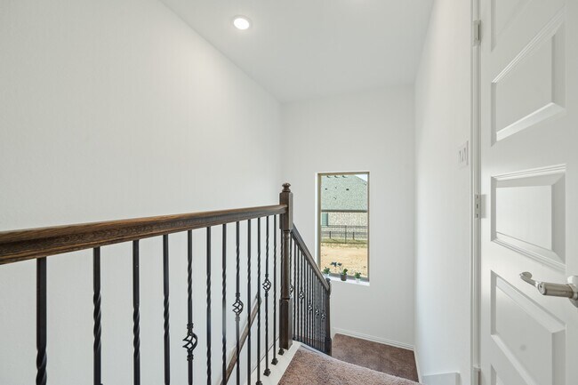 Building Photo - 2060 Terra Rose Dr